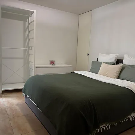 Gambetta Promenade Modern Near With Parking