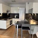 Gambetta Promenade Modern Near With Parking 아파트 *